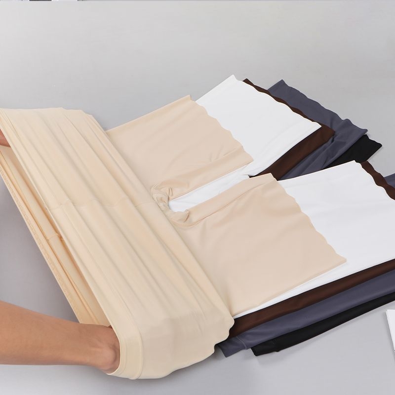 Penkių ilgių aptakus, orui laidžios poliesterio-spandekso kelnės