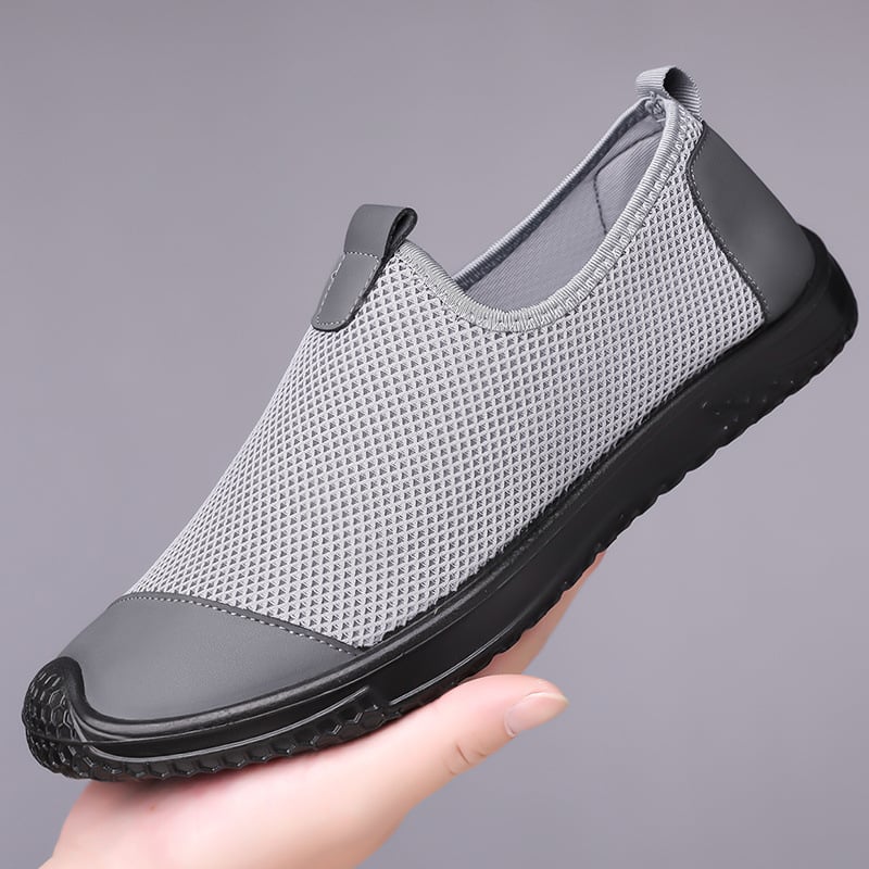 Vyriski slip-on bateliai iš tinklo viršaus, kvėpuojantys, su kaukolės raštu, žemas profilis, gumos padas