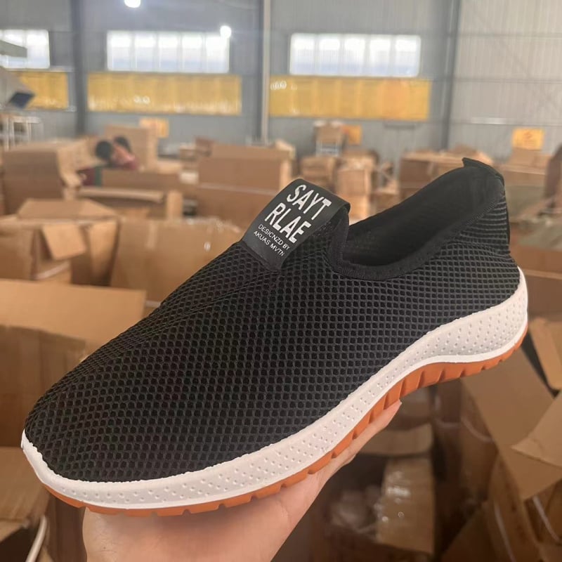 Unisex kvėpuojančios tinklinės viršutinės slip-on sportbačiai, lengvi, PVC padai, injekcinė technologija