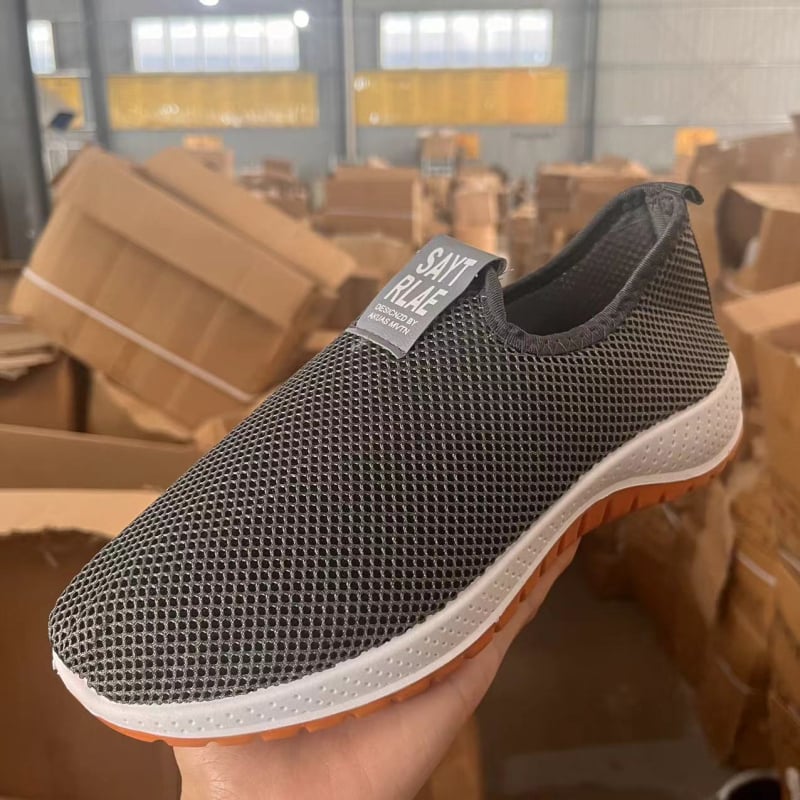 Unisex kvėpuojančios tinklinės viršutinės slip-on sportbačiai, lengvi, PVC padai, injekcinė technologija