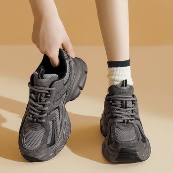 Γυναικείες Παπούτσια Dad, αναπνεύσιμο επάνω μέρος από δίχτυ, παχιά εργονομική σόλα με ύψος 3-5 εκ, εσωτερική σόλα από βαμβάκι, ελαφριά χαμηλή γραμμή