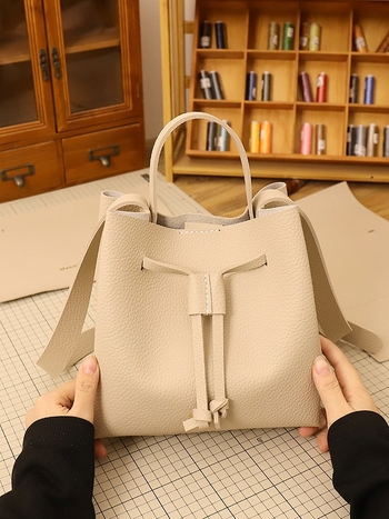 Γυναικεία PU Bucket Bag — κάθετη τετράγωνη σιλουέτα, στυλ αστικής απλότητας, κλείσιμο με κορδάνι, θήκη για κινητό