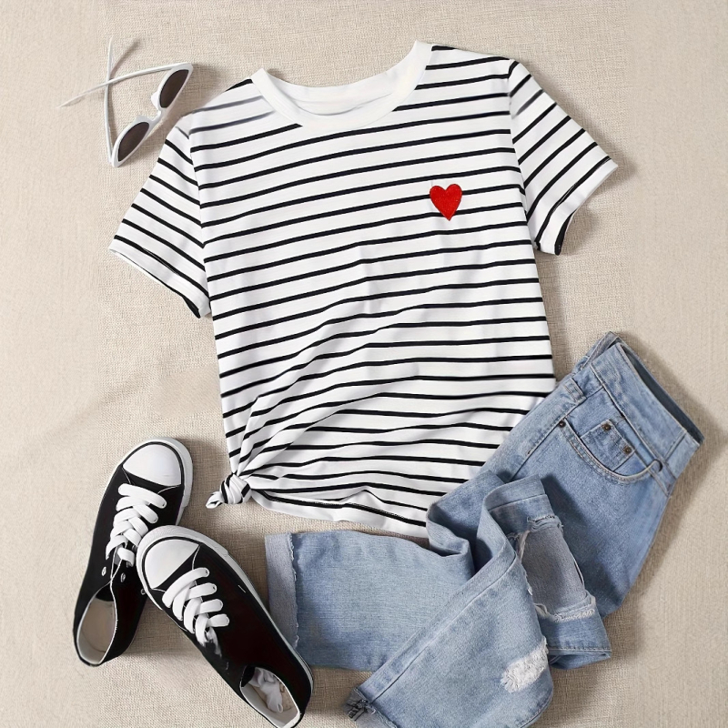 Tricou cu imprimeu inimă, guler rotund, mâneci scurte, poliester 95%+ și Spandex