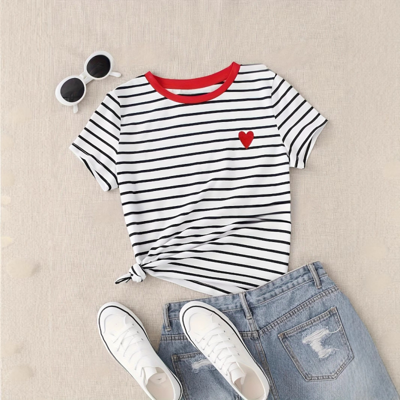 Tricou cu imprimeu inimă, guler rotund, mâneci scurte, poliester 95%+ și Spandex