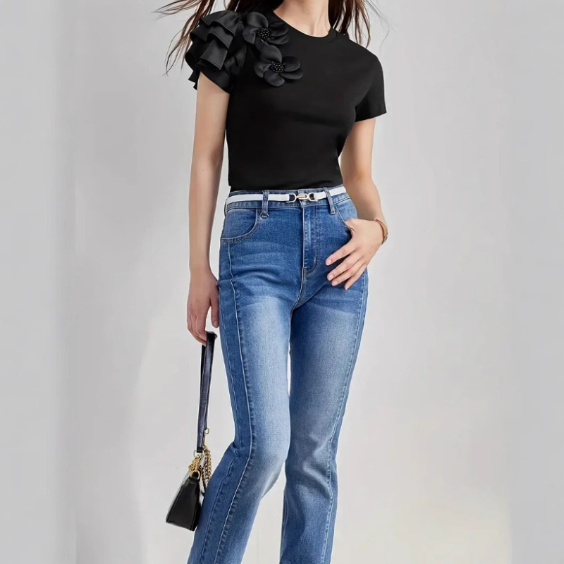 Tricou din poliester, model geometric, guler rotund, mâneci scurte, croială slim