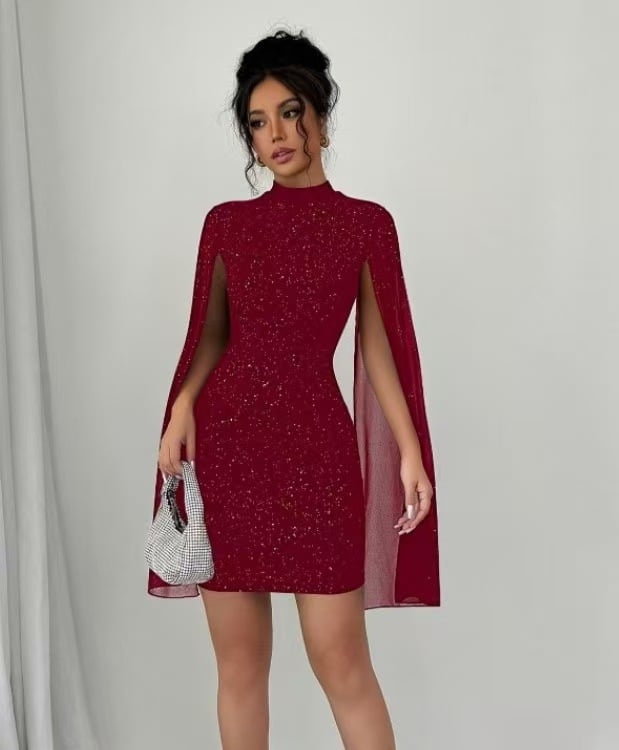 Rochie din poliester cu finisaj lucios, guler rotund, mâneci capă, lungime medie