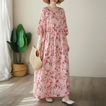 Φόρεμα μποέμ σιλουέτας oversized, ύφασμα από βαμβάκι και λινό, στρογγυλός λαιμός, μανίκια ημι-μακριά, μήκος midi