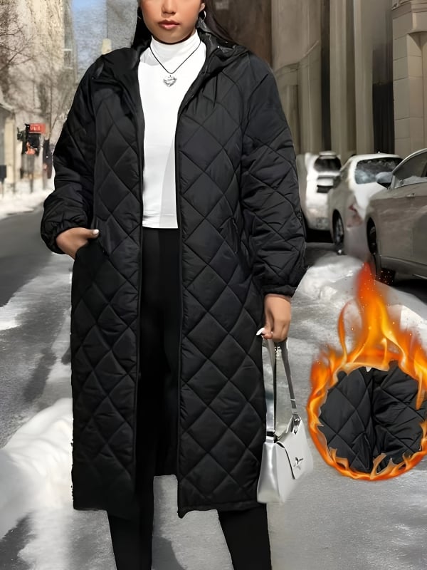 Medvilninė-pildyta striukė su rombiniais siuvinėjimais, aukštas apykaklė, ilgomis rankovėmis, išilgintas ilgis