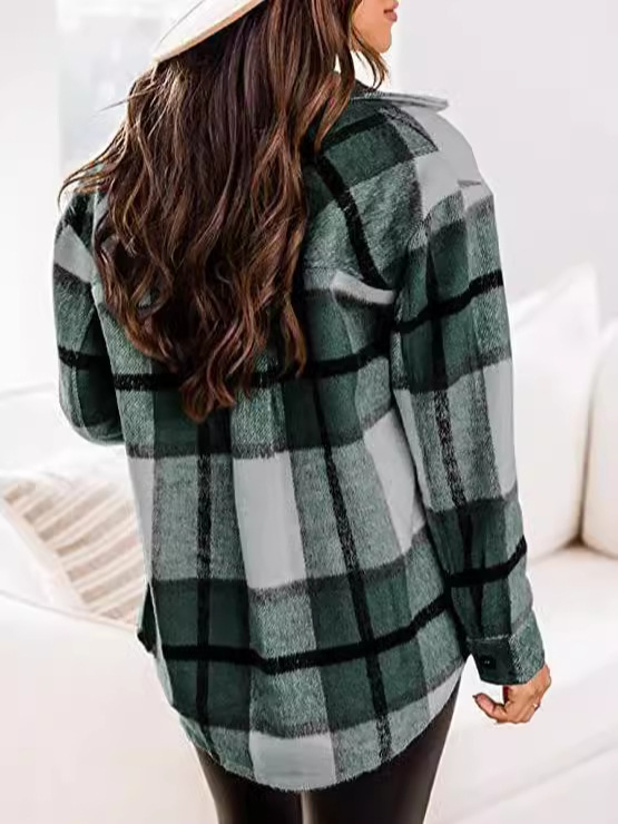 Moteriška languota striukė su apykakle, ilgomis rankovėmis, vidutinio ilgio, laisvas kirpimas – poliesteris, ruduo 2024