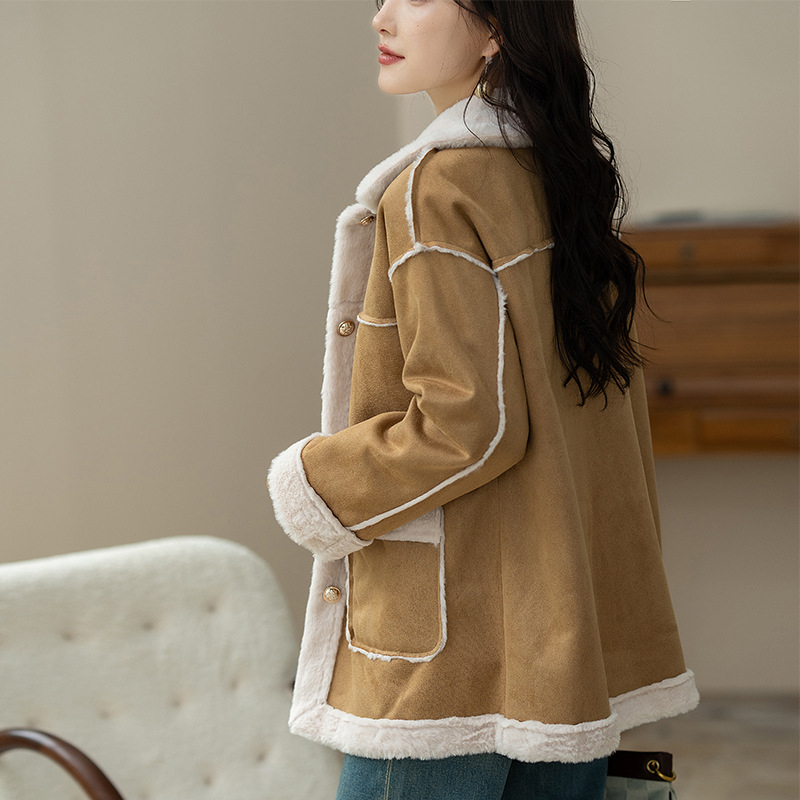 Patchwork pūkuota striukė, akrilinis audinys, žiedlapių formos rankovės, kostiumo tipo apykaklė, viengubas užsegimas – suaugusių moterų miesto stilius