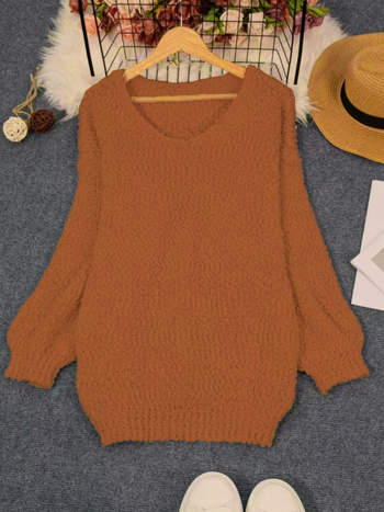 Moteriški megztinis su V formos kaklu, ilgos rankovės, įprasto ilgio, 95% poliesteris, žiema 2024