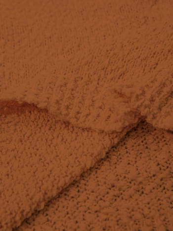 Moteriški megztinis su V formos kaklu, ilgos rankovės, įprasto ilgio, 95% poliesteris, žiema 2024