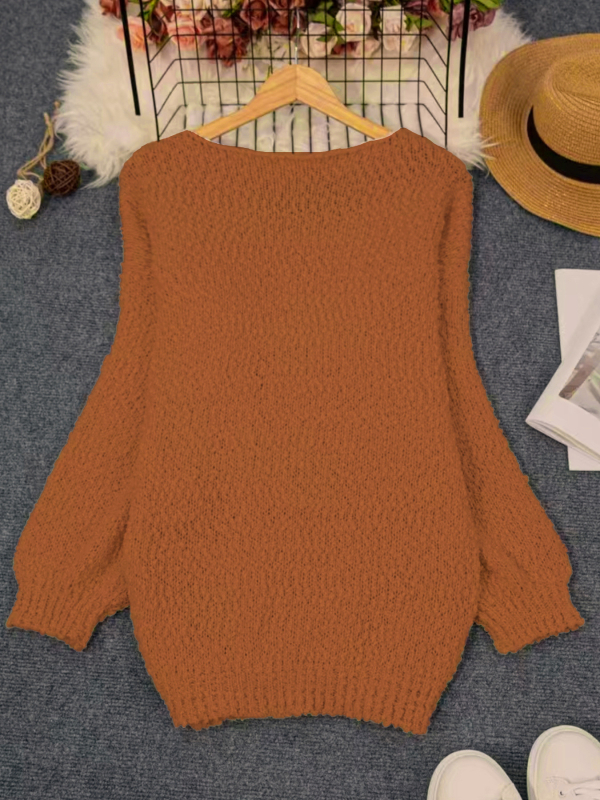 Moteriški megztinis su V formos kaklu, ilgos rankovės, įprasto ilgio, 95% poliesteris, žiema 2024