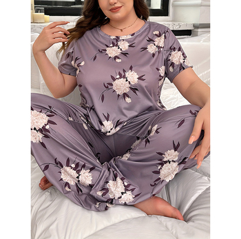 Σετ δύο τεμαχίων με φλοράλ εκτύπωση: τοπ με στρογγυλό λαιμό και 3/4 μανίκια, παντελόνια, πολυεστέρας, βάρος 181–200 g/m2, διαπνέον και άνετο για όλες τις εποχές