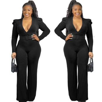 Jumpsuit със секси V-деколте, златни и сребърни нишки, средна талия, широки крачоли, колан включен; плат: ярък коприна-еластичен трикотаж, 71–80% хлориран влакна, 10–29% памук