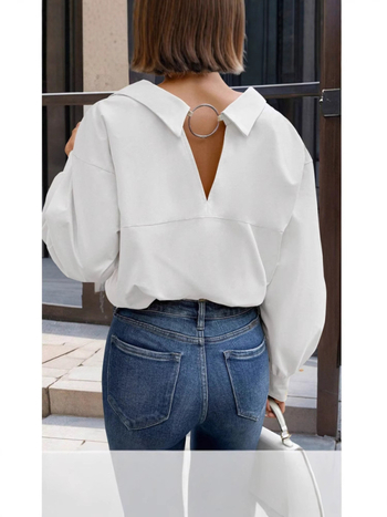 Риза с метална верига на деколте, открит гръб, дълги ръкави, пайчворк детайл, полиестерна материя