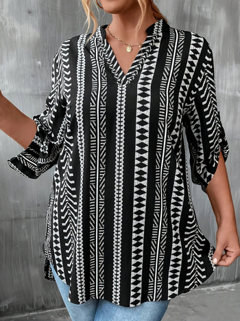 Moteriškas dryžuotas V kaklo topas, poliesteris, 3/4 rankovės, koliažo dizainas