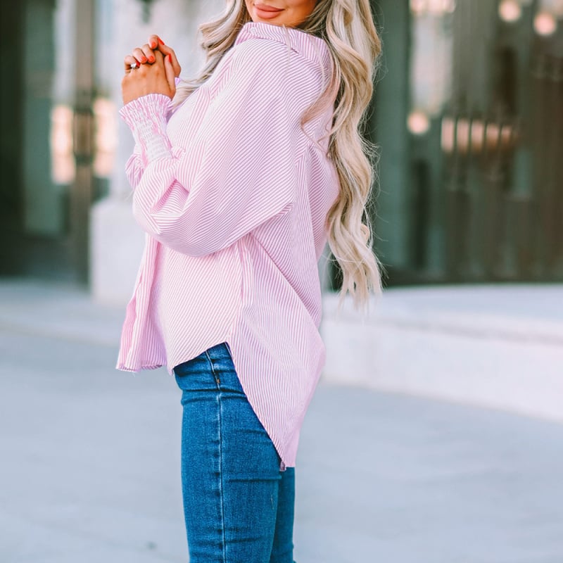 Krekls ar poliestera elastāna audumu, svītrainīgs raksts, garas piedurknes, krekla apkakle, brīvs piegriezums, garums 80–100 cm