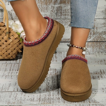 Moteriški žieminiai batai su stora padu, nubuko viršus, pūkuotos pamušalas iš dirbtinio pūko, vidpadis iš dirbtinės vilnos, žemas kulnas 1–3 cm