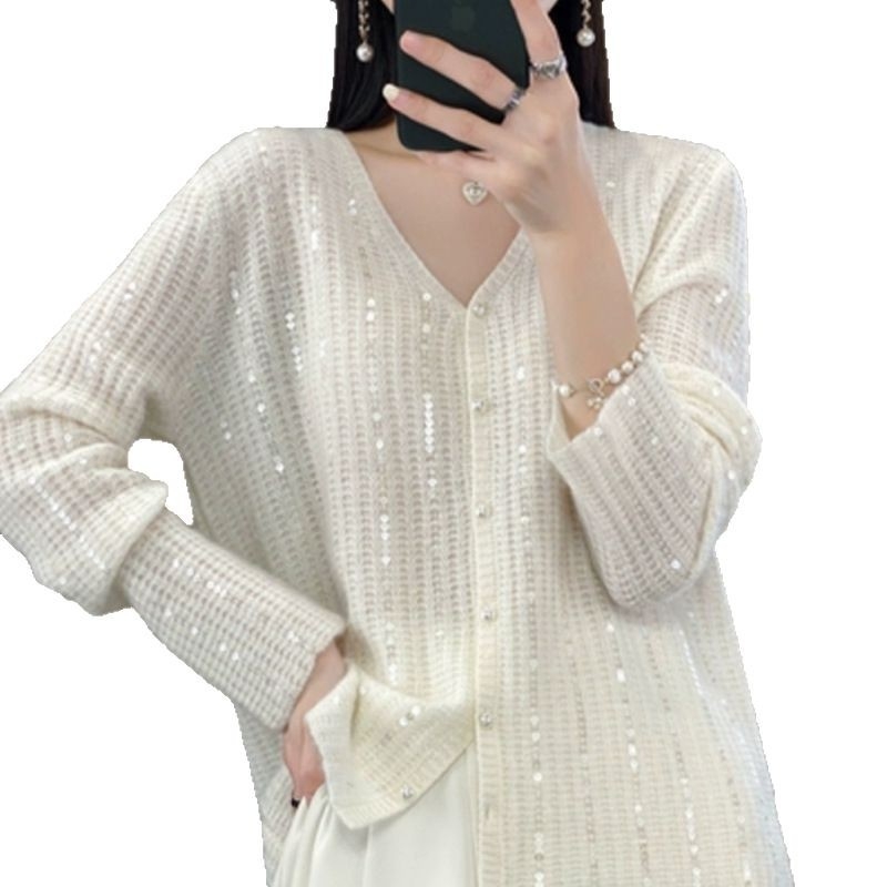 Cardigan tricotat cu paiete, decolteu în V – croială lejeră, mâneci lungi, grosime medie, închidere cu nasturi pe o linie, Primăvara 2025