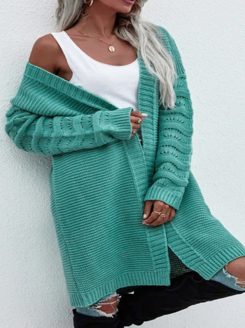 Moteriškas kardiganas iš poliesterio, ilgomis rankovėmis, ilgas siluetas, elegantiškas stilius