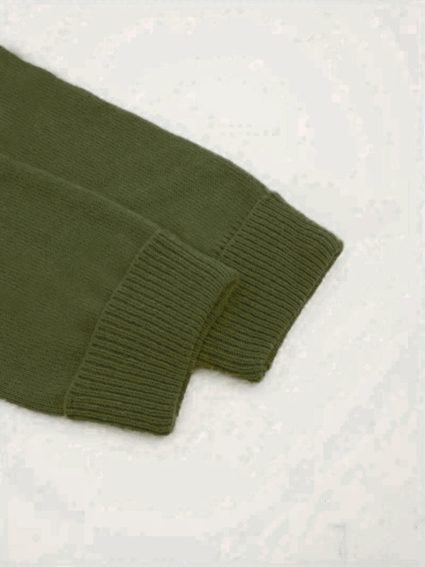 Megztas džemperinis kardiganas su gobtuvu, gyvūnų modeliu, laisvas siluetas, poliesterio audinys, ilgomis rankovėmis, vidutinio ilgio.