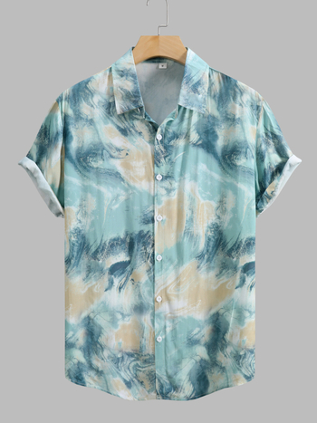 Мъжка риза от вискоза с флорален принт, къс ръкав, лафел яка, тесен силует.