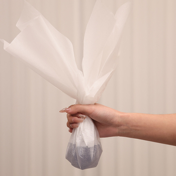 Μανικιούρ τραπεζομάντιλο μίας χρήσης, μη υφαντό ύφασμα, αδιάβροχο και ανθεκτικό στα έλαια, 40–70 g, προσαρμόσιμο