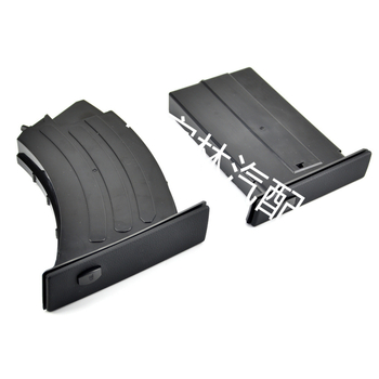 BMW E60 puodelio laikiklis – ABS, suderinamas su modeliais 525, 528, 530, 535, 545; montavimas prie prietaisų skydelio