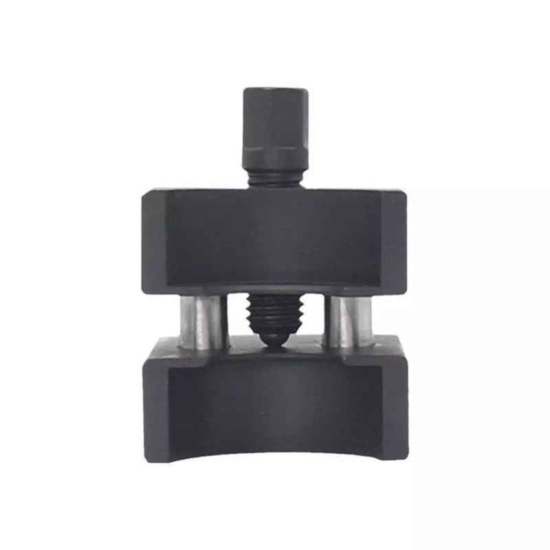 Unealtă universală pentru desfășurarea și demontarea suspensiei auto – pentru amortizor, butucul roții, brațul de direcție și stâlpul de susținere