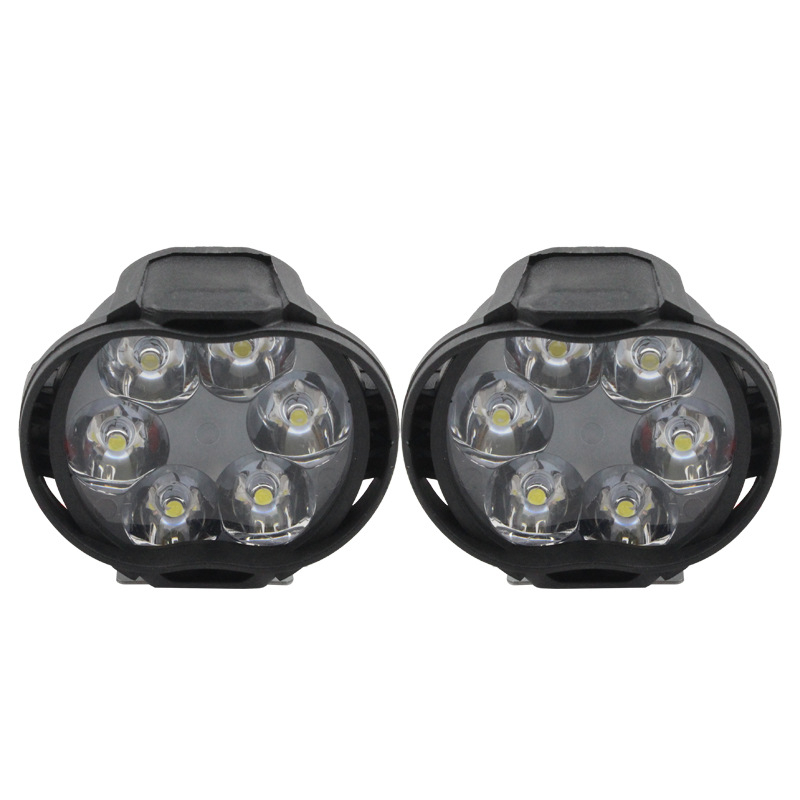 Išorinis LED prožektorius transporto priemonėms – 8W, 12V, LED, tarnavimo laikas 50 000 h, universalus suderinamumas