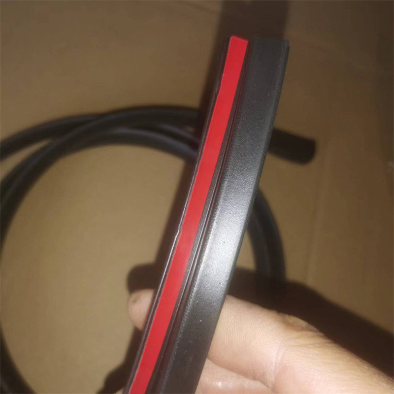 Капаче за предното стъкло на автомобил — пластмасова плоча и гумено уплътнение, износоустойчиво