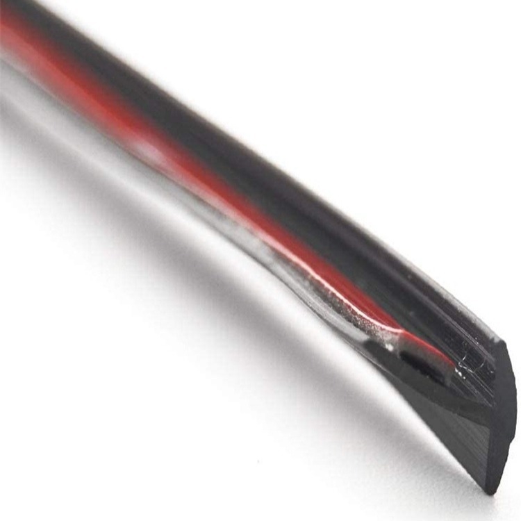 Автомобилна уплътнителна лента за преден и заден борд с наклонен T-образен профил за каросерия и арки на колелата; висока температура, износоустойчивост и корозионна устойчивост.