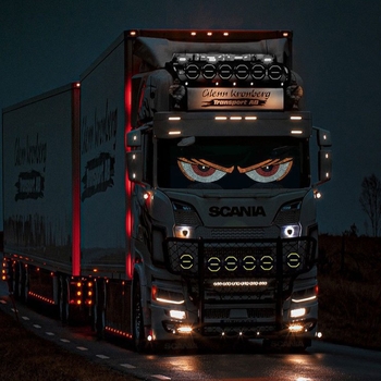 USB dinaminis Velnio akis LED ekranas automobiliui, modelis D001, medžiaga aliuminis+LED, 5V, 1A, tinkamas sunkvežimiui ir automobiliui