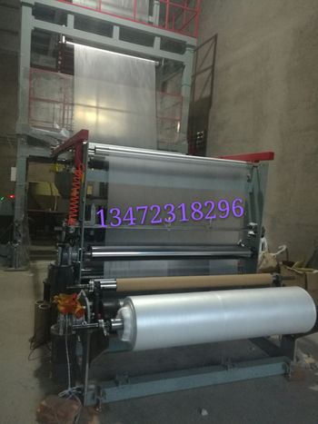 Vienkartinis plastikinis apsauginis dangtelis automobilio sėdynei – universalus suderinamumas, be prekės ženklo