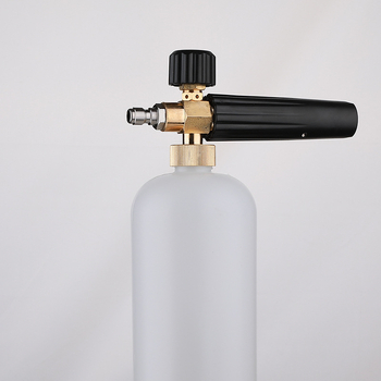 Putu pistole automašīnu mazgāšanai ar regulējamu ventilatora uzgali; vara galvas uzgalis; inženierplastmasas rokturis; izsmidzināšanas attālums 5; augsta spiediena tīrīšana un putu dezinfekcija