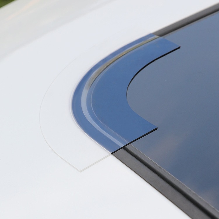 Panoraminio stogo sandarinimo lipdukas, atsparus vandeniui, su nano klijais, 0.5 mm storis, universalus suderinamumas, galimas pritaikymas