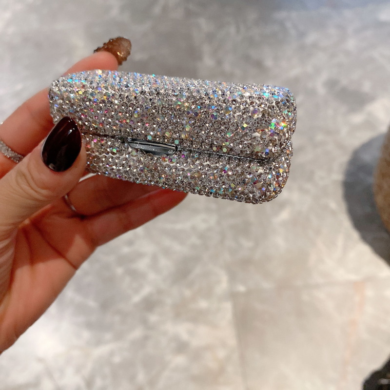 Dėžutė lūpų dažams su deimantų įklijuotu kristalu – dulkių atspari apsauga, dėžutė lūpoms, lengvas prabangos stilius