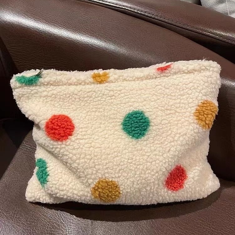 Velūro kosmetinė rankinė, stačiakampio formos, trijų matmenų išorinis dizainas, užtrauktukas, telefono kišenė