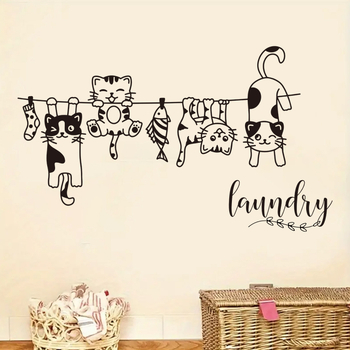 Autocolant decorativ de perete: Pisicuță desen animat pe sfoară de haine, PVC autoadeziv, 55 g, living/dormitor/hol BR0323E