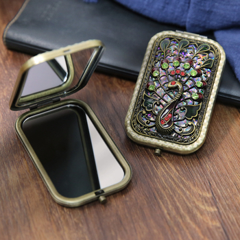 Сгъваемо огледало за грим Xin Ruyu | Рама: метална; Огледална повърхност: сребърно огледало; Форма: правоъгълна; Лого: печатано; Персонализация: Да