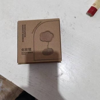 Gėlių dizaino stalinis makiažo veidrodėlis su aliuminio veidrodine paviršiumi, nešiojamas kosmetikos veidrodėlis, rėmas PU/PS/PVC