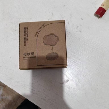 Gėlių dizaino stalinis makiažo veidrodėlis su aliuminio veidrodine paviršiumi, nešiojamas kosmetikos veidrodėlis, rėmas PU/PS/PVC