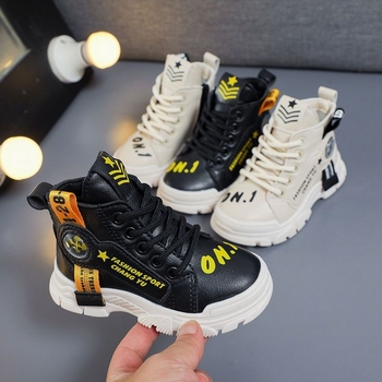 Ziemas zābaki bērniem 1–3 gadiem – augšējā daļa no mākslīgās ādas, zole no sintētās gumijas