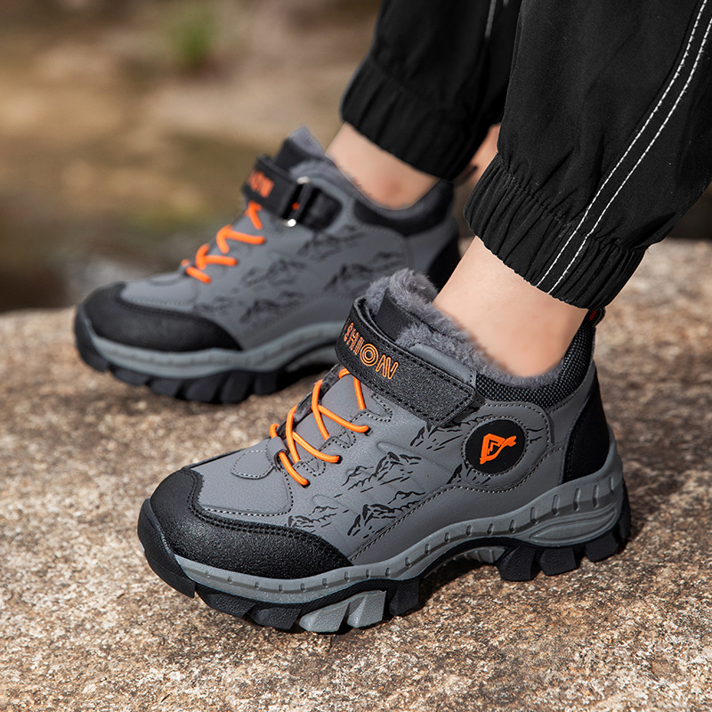 Bērnu ziemas sporta kurpes ārējai lietošanai, Velcro aizdare, augšējā daļa no mākslīgās ādas, zoles TPR, sporta stils, vecuma 7–16 gadi.