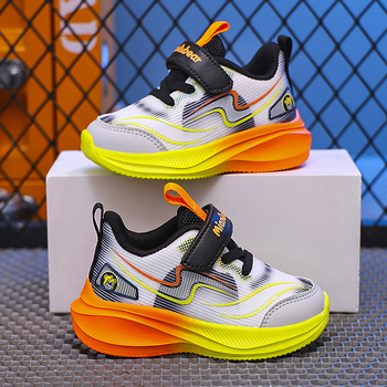 Παιδικά αθλητικά παπούτσια με δίχτυ – αναπνεόντα, ελαφρά, αντιολισθητικά, ανθεκτικά (Άνω μέρος: συνθετικό δέρμα + δίχτυ; Σόλα: MD; Κλείσιμο: Velcro; Σχέδιο: ρίγες)