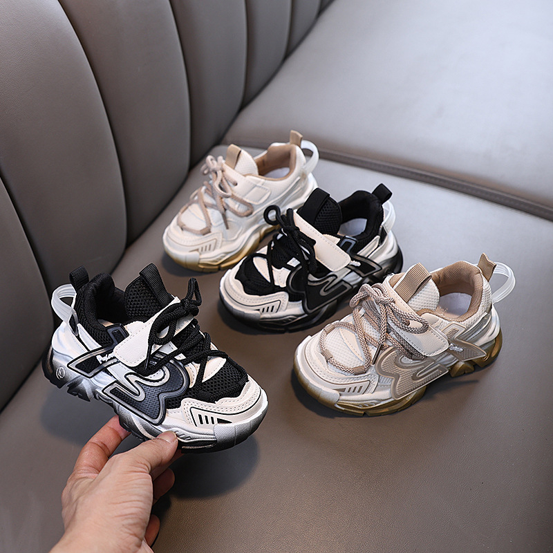 Gyerekeknek szóló dad shoes stílusú sportcipő – hálózatos felsőrész, tavasz–ősz szezonra, összetett talp, Velcro-zár, 1–6 éveseknek