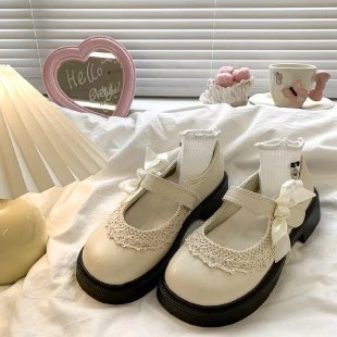 Britų stiliaus retro elegantiški loaferiai su stora augimo pada, viršutinė dalis drobė, gumos padas, slip-on su sagtimi, pavasaris 2025