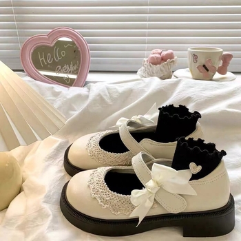 Britų stiliaus retro elegantiški loaferiai su stora augimo pada, viršutinė dalis drobė, gumos padas, slip-on su sagtimi, pavasaris 2025