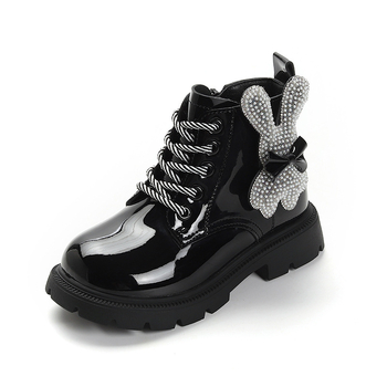 Meitenēm Martins zābaki ar mīkstu zoli, pretslīdoši, vidēja augstuma, virsma no sintētiskās ādas, sānu rāvējslēdzējs, vecums 4-12 gadi